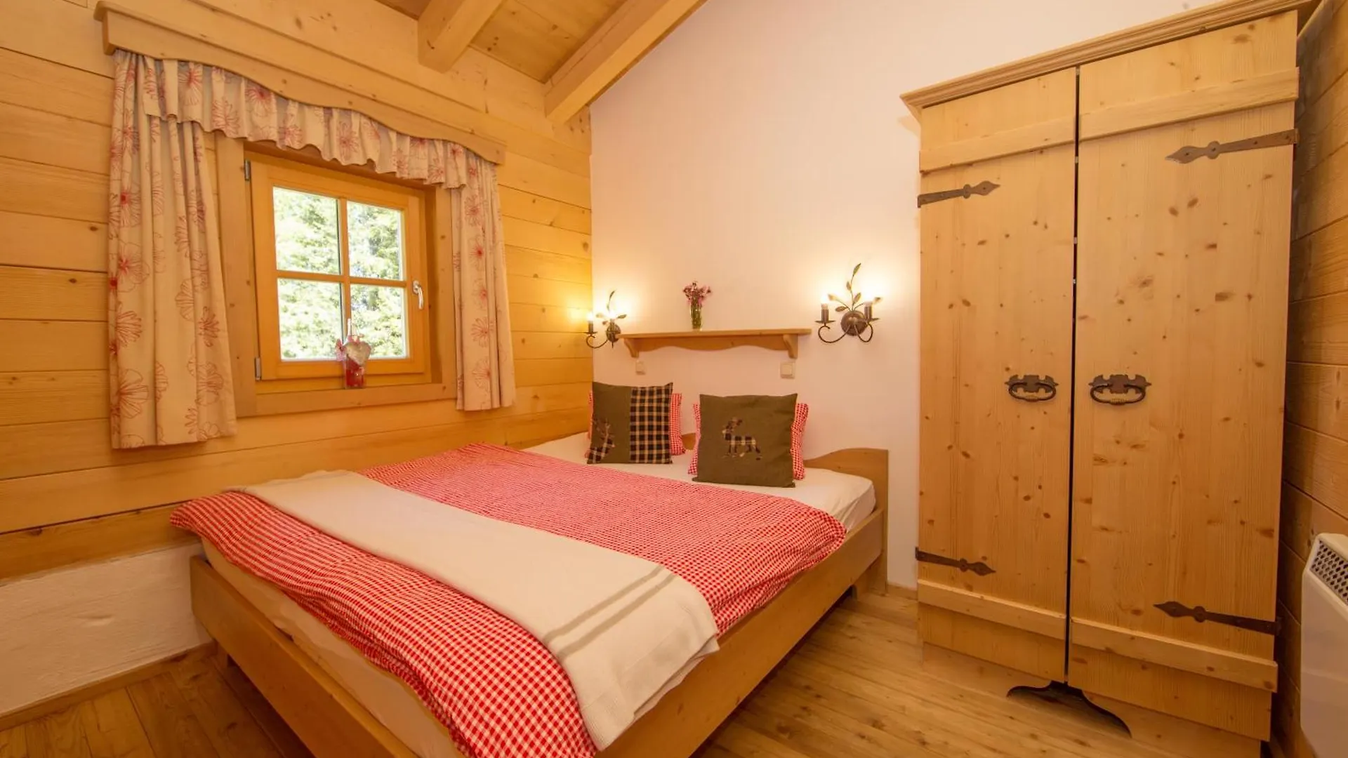Alpstuga Almhuetten Saalbach-Hinterglemm Österrike